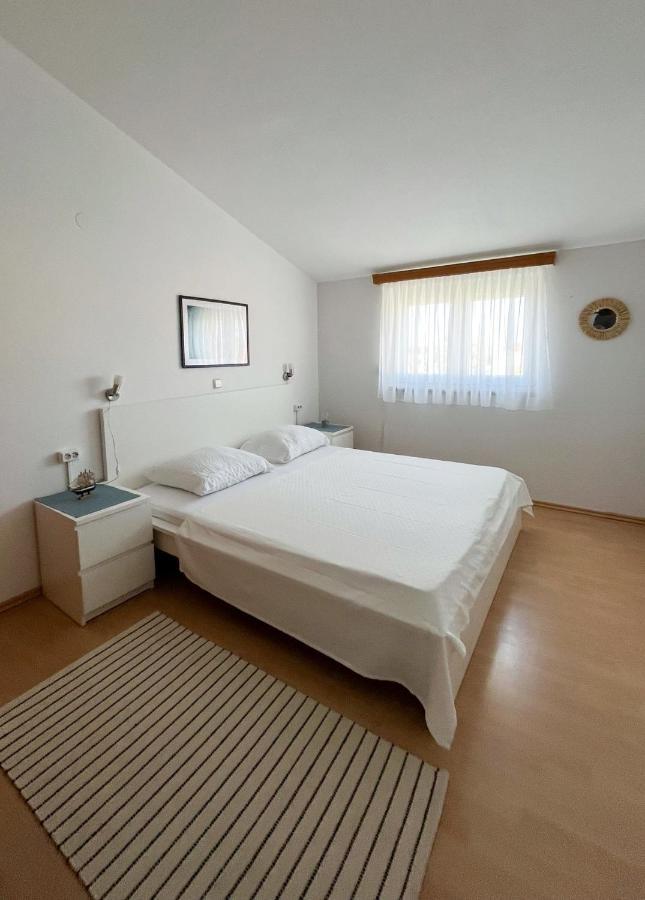 Apartments Dubravka Medulin Bagian luar foto